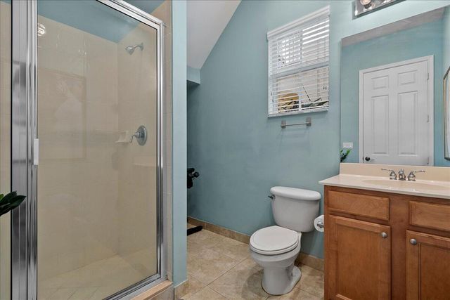 82 Stoney Drive, Palm Beach Gardens, FL 33410