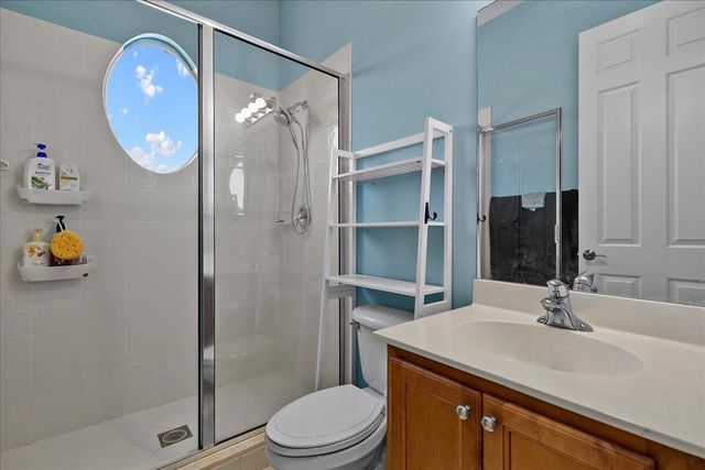 82 Stoney Drive, Palm Beach Gardens, FL 33410