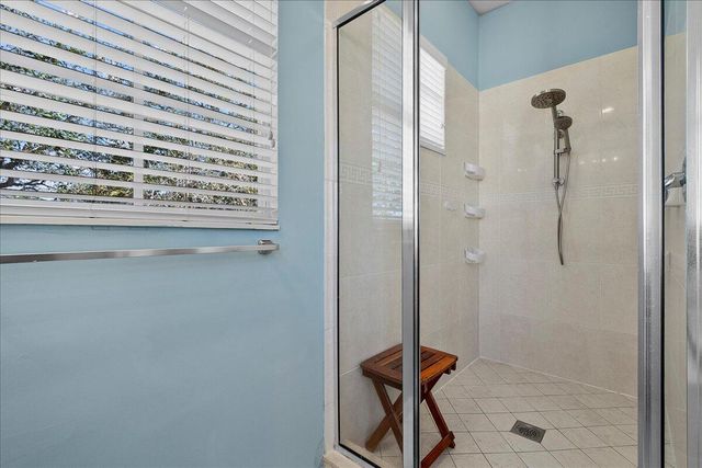82 Stoney Drive, Palm Beach Gardens, FL 33410