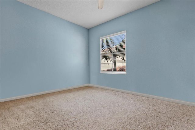 82 Stoney Drive, Palm Beach Gardens, FL 33410