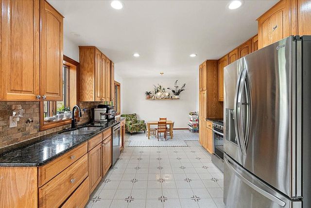 6079 Venice Drive, Commerce Twp, MI 48382