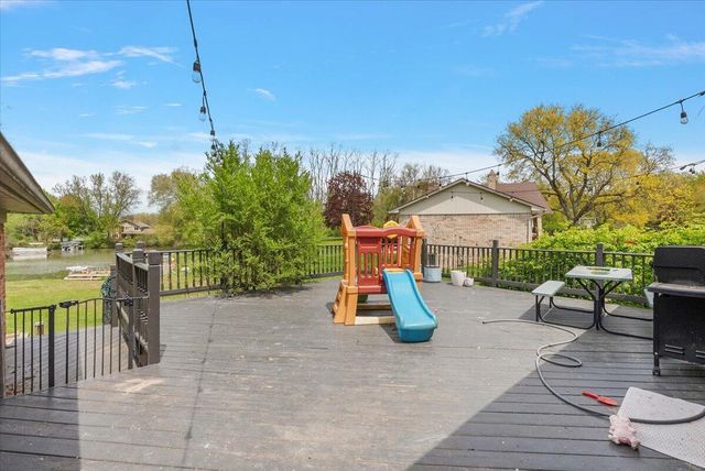 6079 Venice Drive, Commerce Twp, MI 48382
