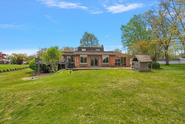 6079 Venice Drive, Commerce Twp, MI 48382
