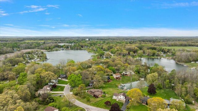 6079 Venice Drive, Commerce Twp, MI 48382