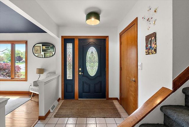 6079 Venice Drive, Commerce Twp, MI 48382