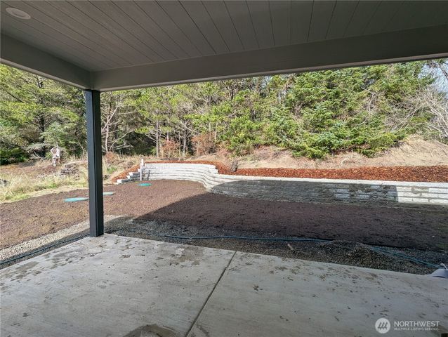 807 NE 357th Street, Ocean Park, WA 98640