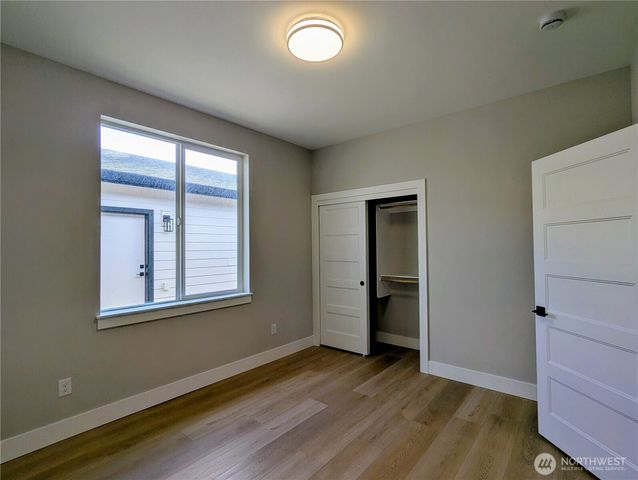 807 NE 357th Street, Ocean Park, WA 98640