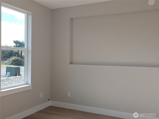 807 NE 357th Street, Ocean Park, WA 98640