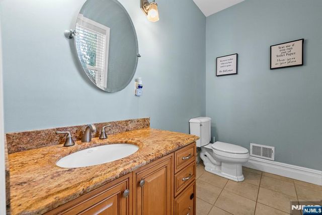 467 Summit Avenue, Hackensack, NJ 07601