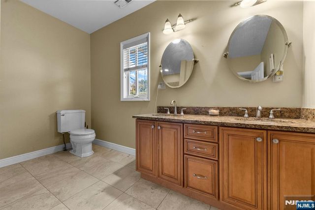 467 Summit Avenue, Hackensack, NJ 07601