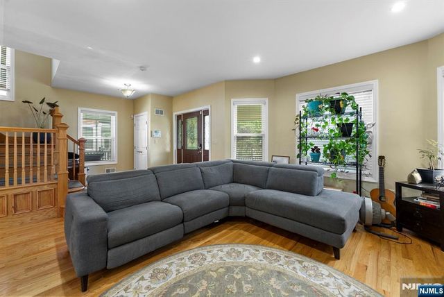 467 Summit Avenue, Hackensack, NJ 07601