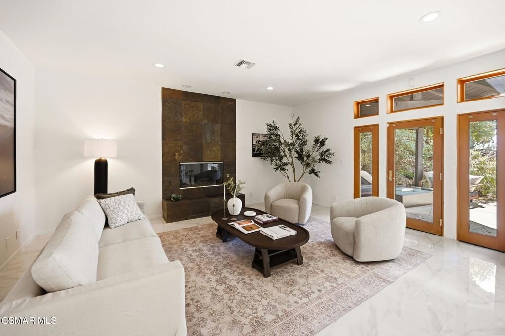 419 Helga Court, Newbury Park, CA 91320 — photo 2