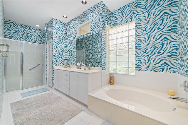 1726 Victoria Circle, Vero Beach, FL 32967