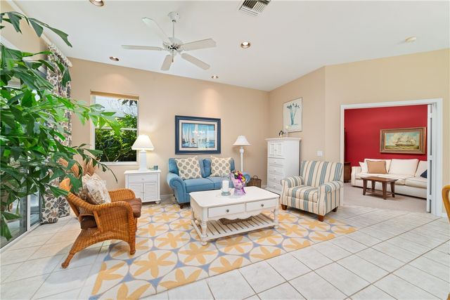 1726 Victoria Circle, Vero Beach, FL 32967