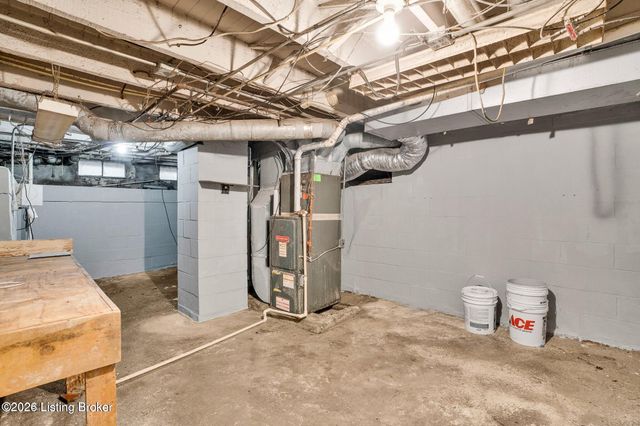 2618 W Main St, Louisville, KY 40212