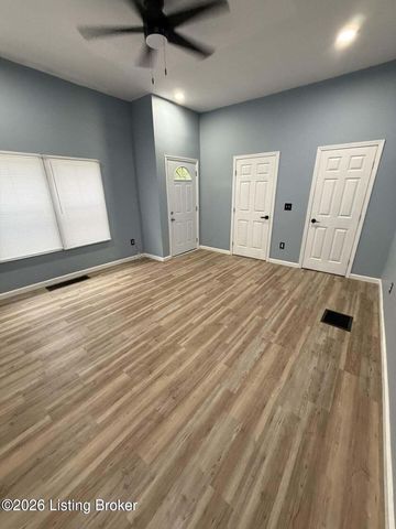 2618 W Main St, Louisville, KY 40212