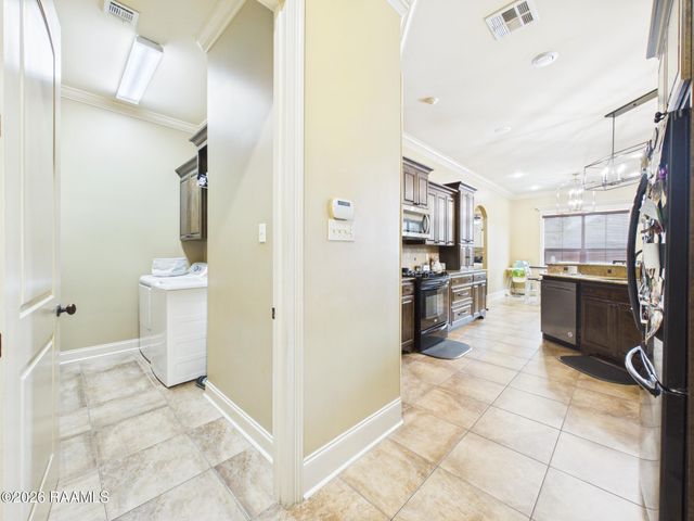 102 Copper Ridge Drive, Youngsville, LA 70592