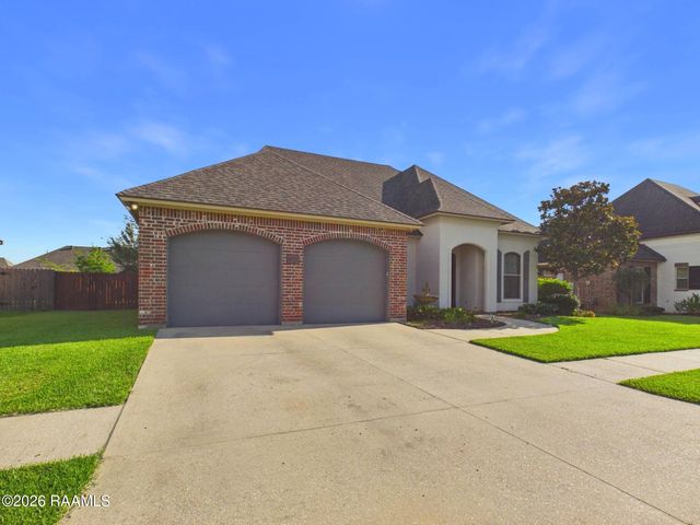 102 Copper Ridge Drive, Youngsville, LA 70592