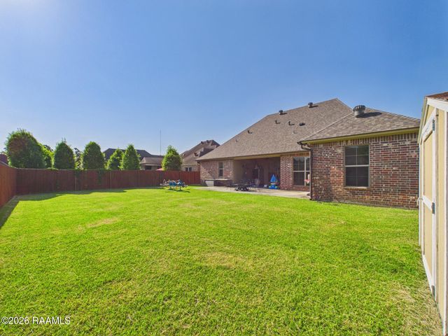 102 Copper Ridge Drive, Youngsville, LA 70592