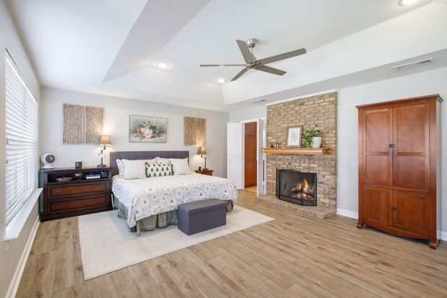 9 Rolling Hills Circle, Denton, TX 76205