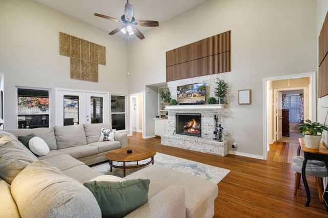 9 Rolling Hills Circle, Denton, TX 76205