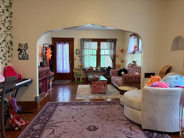 911 Clement Street, Joliet, IL 60435