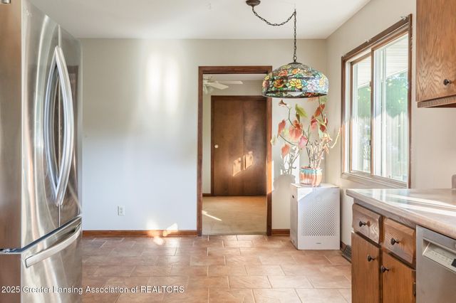 2520 Forest Road, Lansing, MI 48910