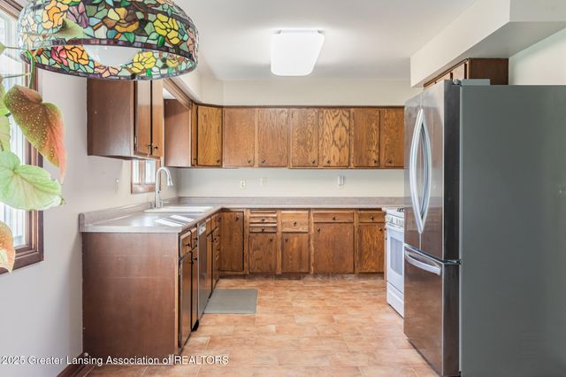 2520 Forest Road, Lansing, MI 48910