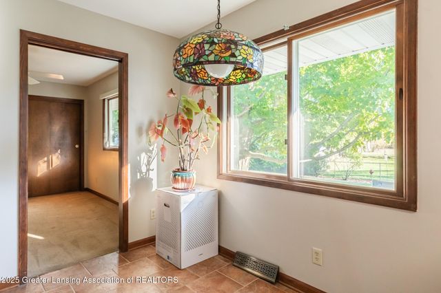 2520 Forest Road, Lansing, MI 48910