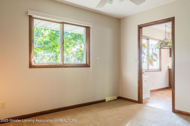 2520 Forest Road, Lansing, MI 48910