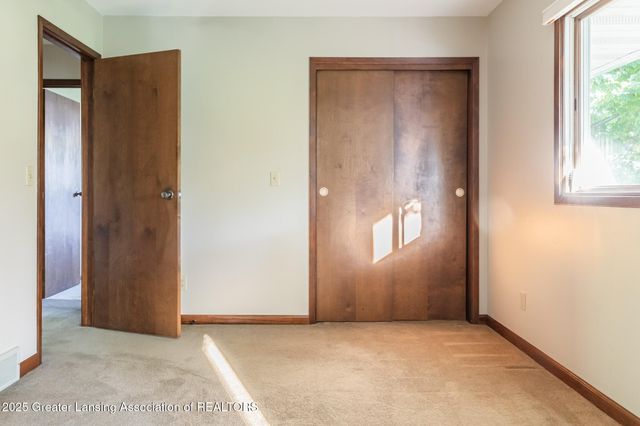 2520 Forest Road, Lansing, MI 48910