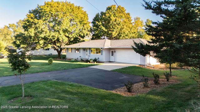 2520 Forest Road, Lansing, MI 48910