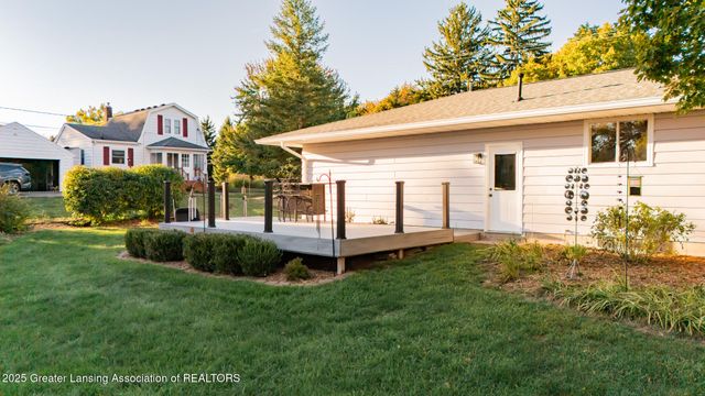 2520 Forest Road, Lansing, MI 48910