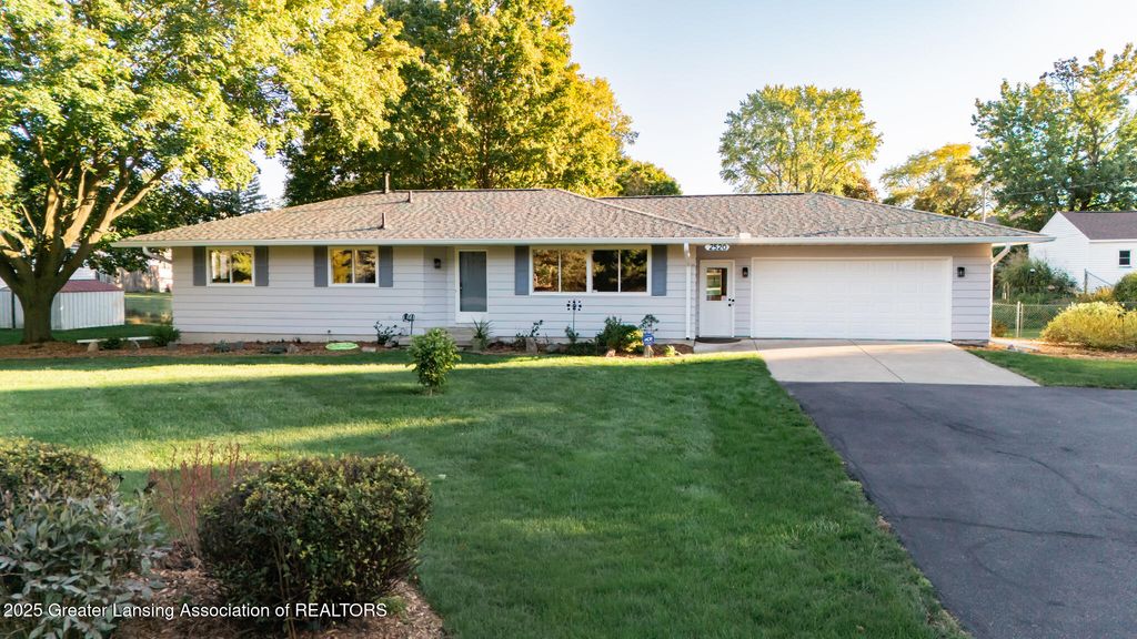 2520 Forest Road, Lansing, MI 48910