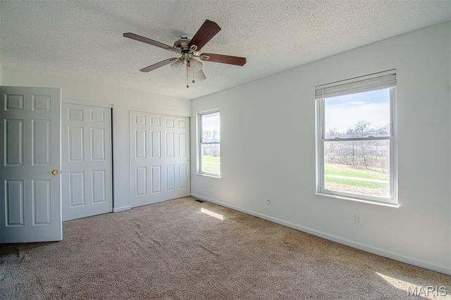 689 BOCA RATON Drive B, St Peters, MO 63376