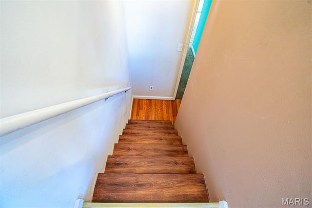 689 BOCA RATON Drive B, St Peters, MO 63376