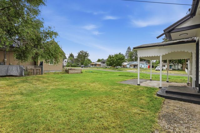 2306 E Nora Ave, Spokane, WA 99207