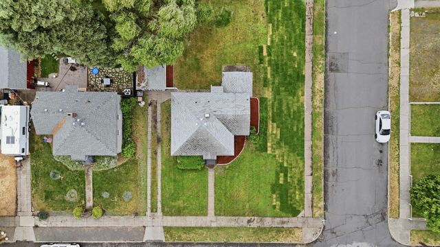 2306 E Nora Ave, Spokane, WA 99207