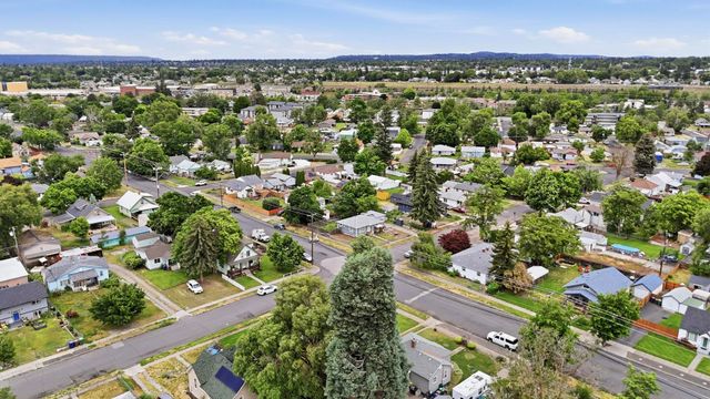 2306 E Nora Ave, Spokane, WA 99207
