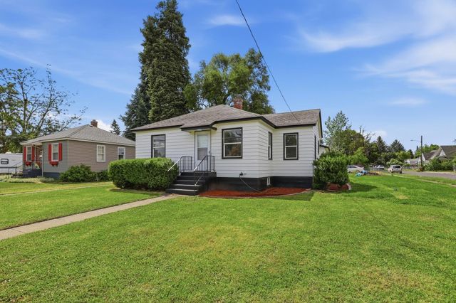 2306 E Nora Ave, Spokane, WA 99207