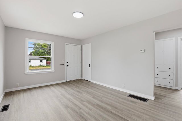 2306 E Nora Ave, Spokane, WA 99207