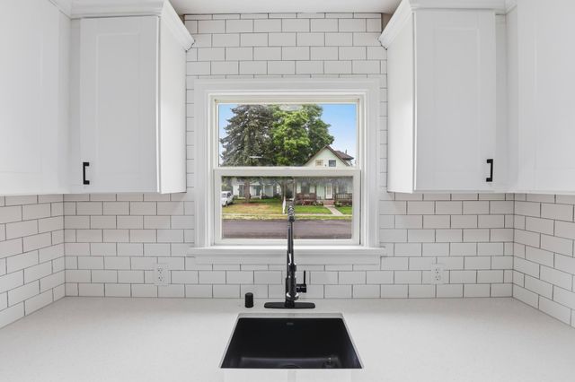 2306 E Nora Ave, Spokane, WA 99207