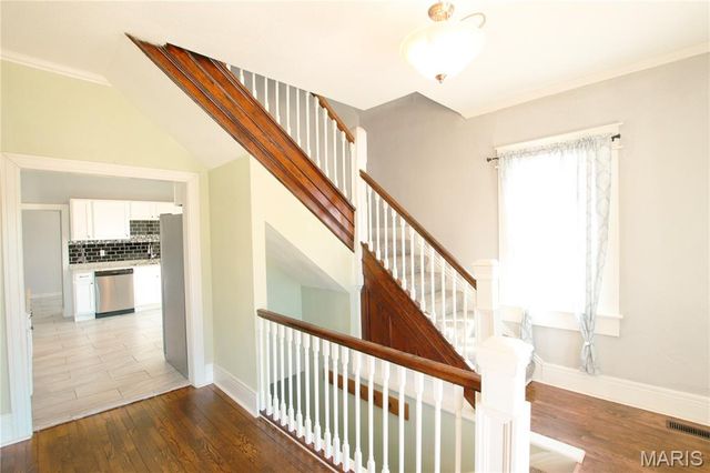 209 W Madison Avenue, Owensville, MO 65066