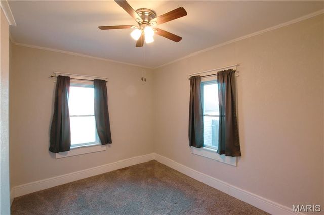 209 W Madison Avenue, Owensville, MO 65066