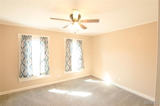 209 W Madison Avenue, Owensville, MO 65066