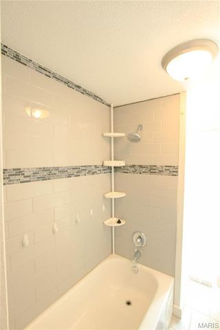 209 W Madison Avenue, Owensville, MO 65066