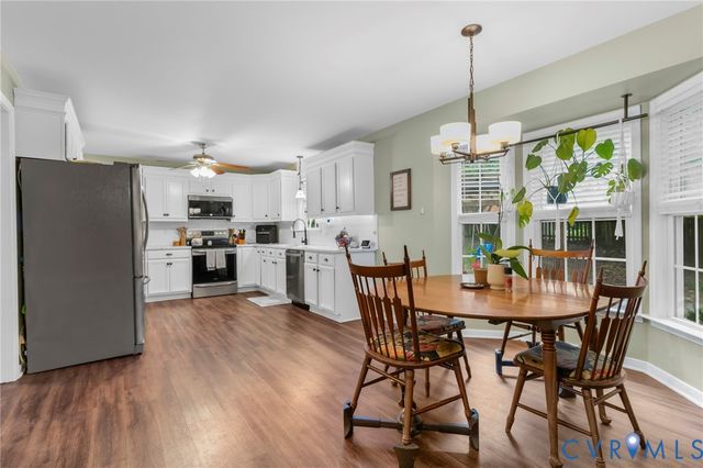 6013 Summerhouse Ct, Midlothian, VA 23112