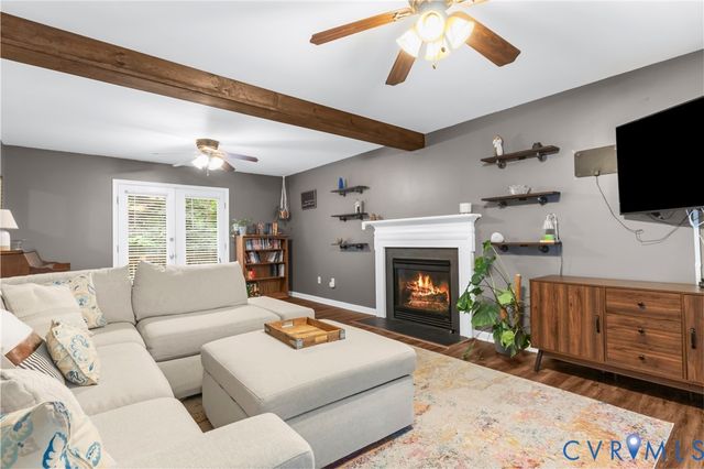 6013 Summerhouse Ct, Midlothian, VA 23112