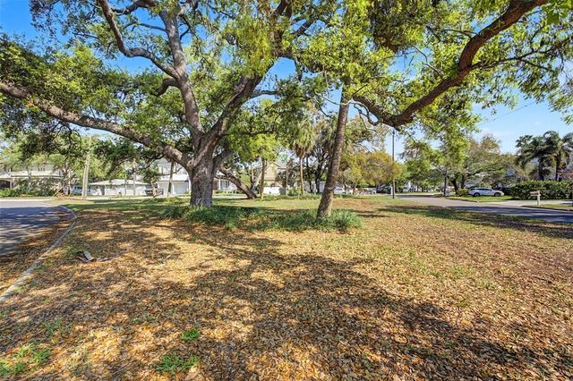 4811 S SUNSET BOULEVARD, Tampa, FL 33629