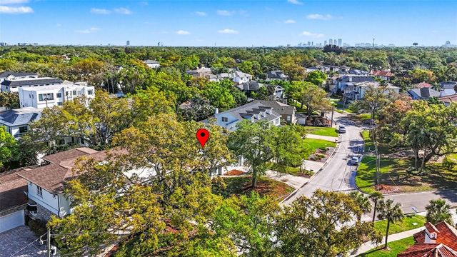 4811 S SUNSET BOULEVARD, Tampa, FL 33629